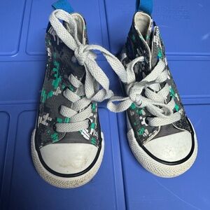 Converse Gray and Green Camouflage High-Top Sneakers Excellent Condition
